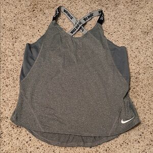 Women’s Nike dry-fit tank top